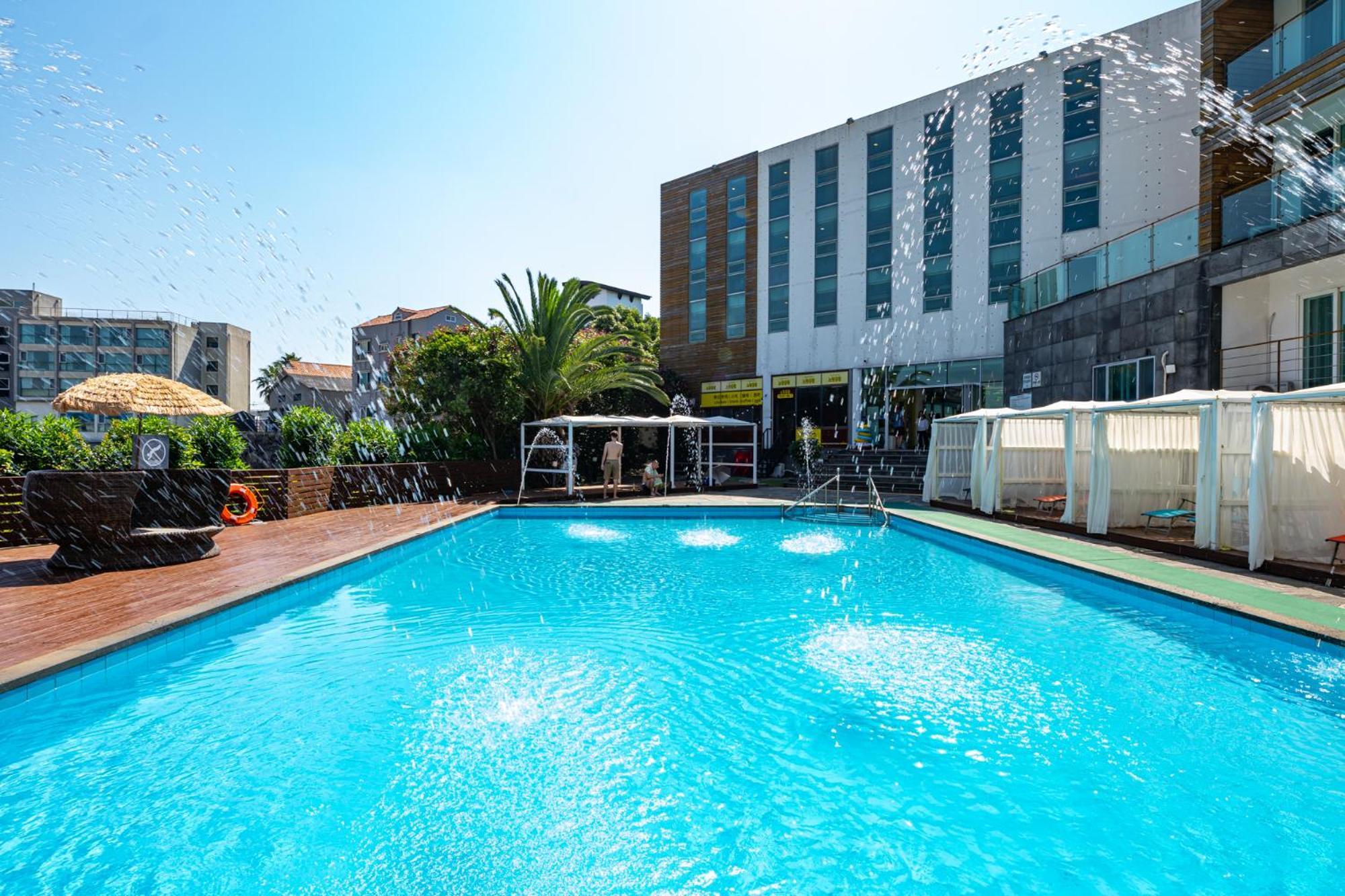 Amoureux Resort Csedzsu Kültér fotó